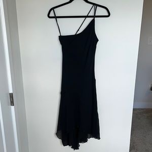 Black silk Express one shoulder handkerchief hem dress